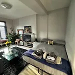 Brixton Hill Retreat Modern And Cosy