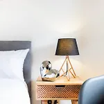 Stunning 2Bed In Soho,Steps From Piccadilly Circus