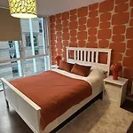 2 Bedroom Cozy Apartment Near Kew Bridge
