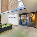 Bright Belgravia Apartment