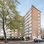 Bright Belgravia Apartment