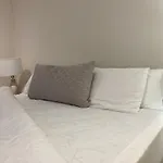 London Luxe Apartment - Central Location