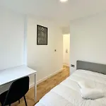2-Bedroom Flat Near Euston Station, Central London
