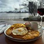Radisson Blu Hotel, London Canary Wharf East