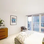 Deluxe Two Bed Apartment With River & City View