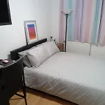 Exclusive Luxurious Double Bedroom In A Beautiful Shared Flat Close To Transit & Grocery Stores