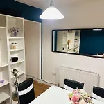 Comfortable Stay In Wembley