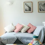 Bright Spacious 2 Bedroom Flat In Zone One