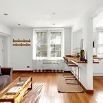 Lovely 1 Bed Home With Garden