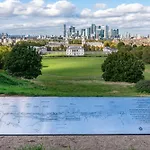 Modern Deluxe Apartment London Greenwich - Great Transport Links