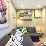 A Stylish Haven Near Portobello Road