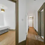 Nice 2Br C- London Near Oxford Street