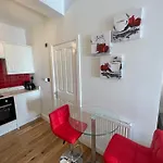 Luxury Studio Apartment In London - Walthamstow Village - E17