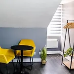 Modern Studio In Central London