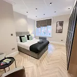 Grandeur 4-Bedroom Apartment In Baker St Near Regent\'S Park