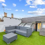 Luxury Residence In Prime London