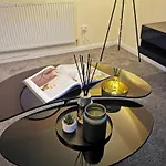 Cozy Guest House Near London O2 Arena