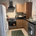 Fabulous & Spacious Garden Flat Near Kings Cross St Pancras