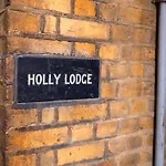 Apartment Holly Lodge Coach House By Interhome