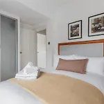 Royal Hideaway - La Reserve South Kensington