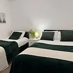 Beautiful Home In Central London