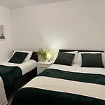 Beautiful Home In Central London