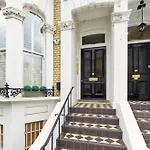 Veeve - The Chelsea Retreat