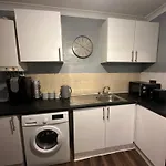 Charming 1 Bedroom Flat With Living Room In Kings Cross, St Pancras No Lift