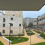 Budget Friendly Room In London