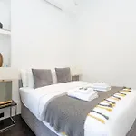 Lovely 2Br Flat In Kensington, 2 Minutes Tube