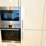 Dockland Excel 2 Bedroom Apartment