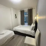 Lovely Ground Floor Miles Apart
