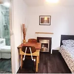 Triple Room In Vauxhall - 5
