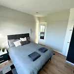 Smart And Chic 2 Bed Apartment