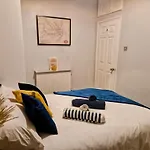 The Cozy Lambeth