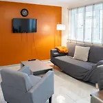 Beautiful 2 Large Bedroom House In London Zone 2