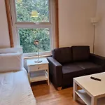 Highgate Studio Apartment