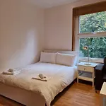 Highgate Studio Apartment