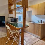 Highgate Studio Apartment