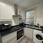 Stunning Newly Refurbished 1 Bed In Kings Cross, St Pancras!320