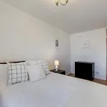 Regent\'S Park Apartment