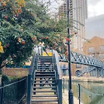 Private Garden Property London Canary Wharf East