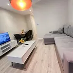 Chic 1-Bedroom Flat In Elephant & Castle, Near The Shard