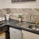Comfy Stay, Stockwell Sw9