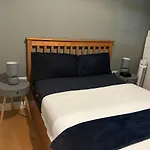 Forest Hill 1-Bed 2 Mins Station