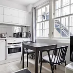 Londwell, Paddington & Hyde Park Urban Escape