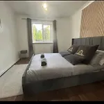 Cosy 2 Bed East London