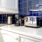 Bnbnook - Charming 1-Bed Flat Near Big Ben & Buckingham Palace