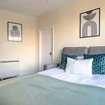 Bnbnook - Charming 1-Bed Flat Near Big Ben & Buckingham Palace
