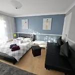 Modern Spacious Rooms 10 Minutes From London Eye